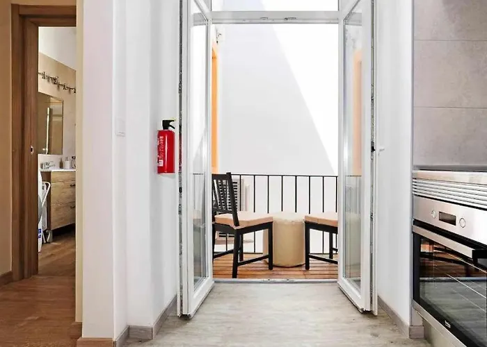 Lightoasis 6 * Oeiras